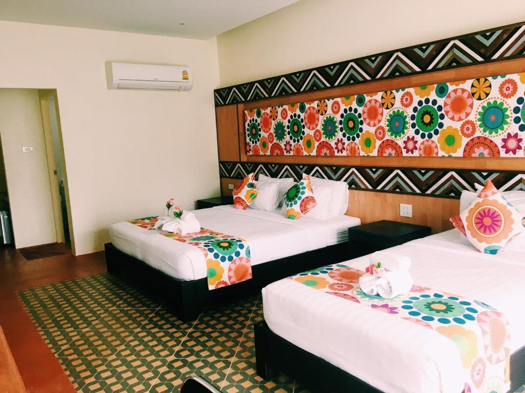 Good Times Resort Kanchanaburi - Pièce Triple Supérieure Avec Vue Sur Le Jardin