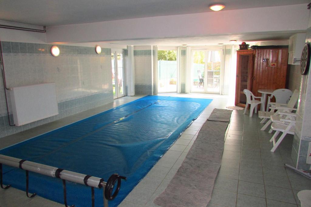 Basen w obiekcie Villa Vranov 55 lub w pobliżu