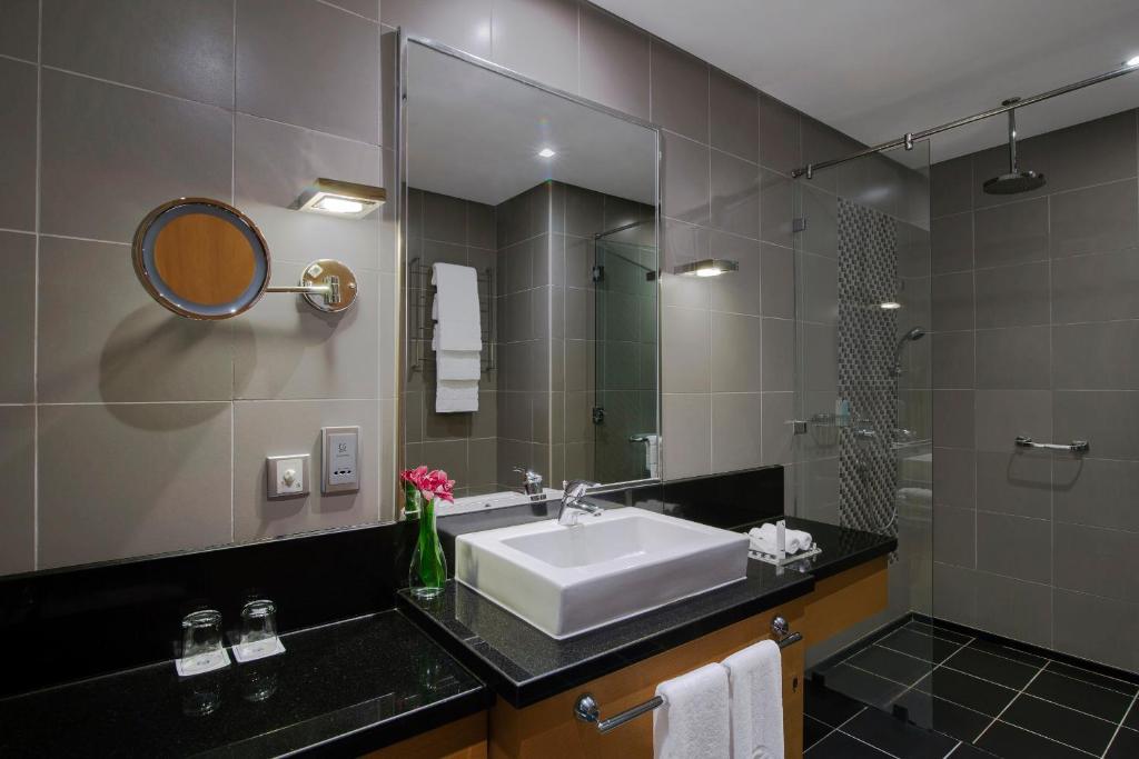 Koupelna v ubytování Hala Arjaan by Rotana, Deluxe Hotel Apartments