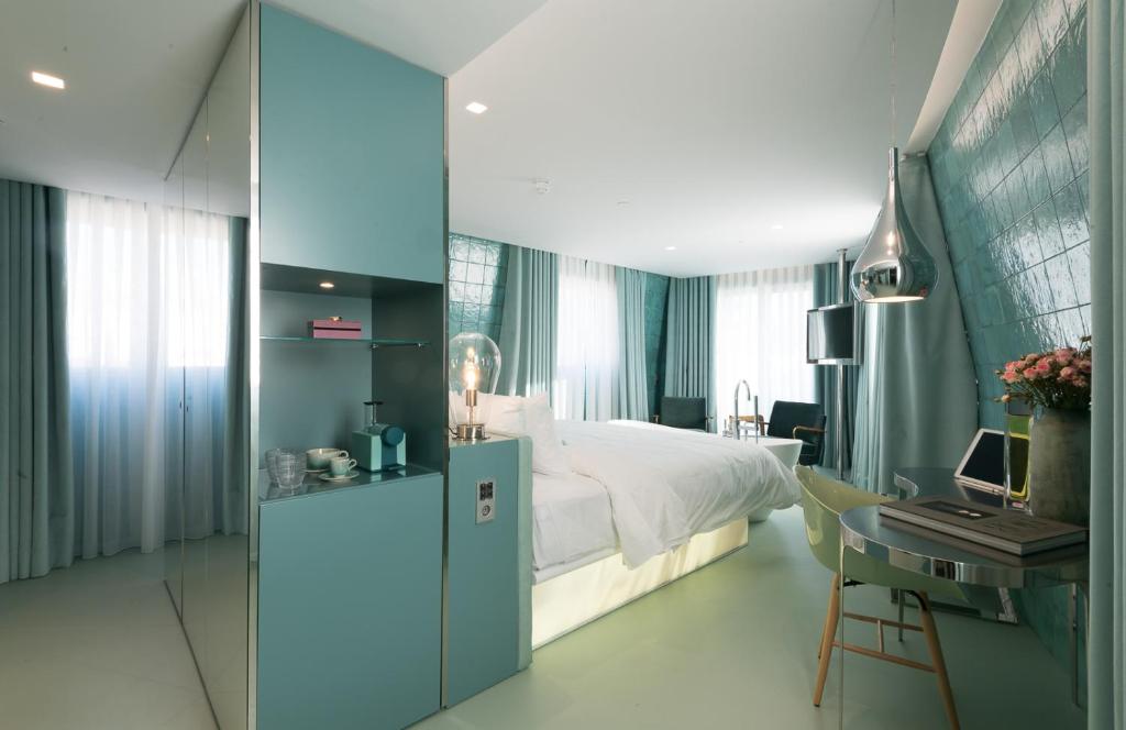 WC by The Beautique Hotels