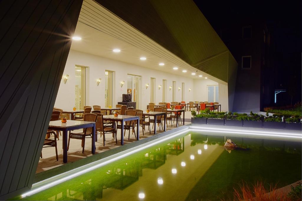 Anna Hotel 1115 Budapest, Kelenföldi út 1-13 kép - 1