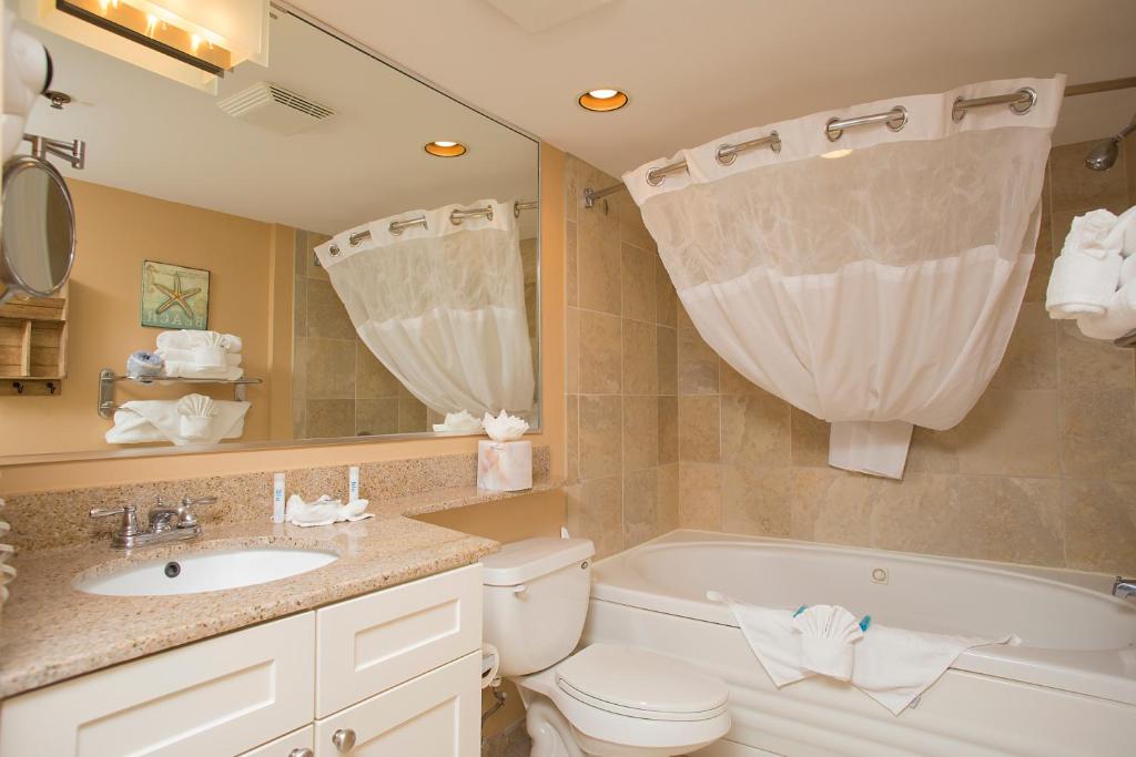 Ein Badezimmer in der Unterkunft Seaside Resort