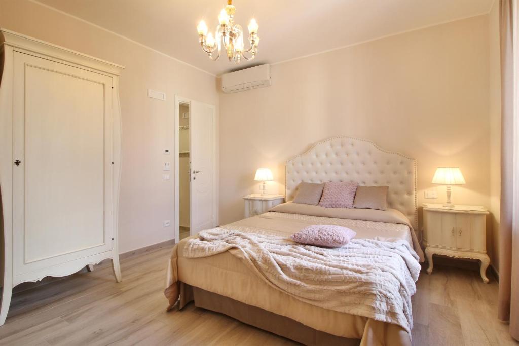 LUCCA IN CHIC - No Ztl, Free Parking, Priv Bath, Old City 550m - 14