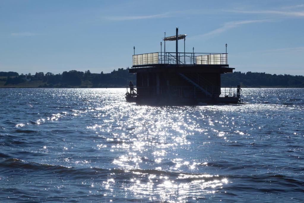 Fotografie z fotogalerie ubytování Hotel Semigorie v destinaci Shaldovo
