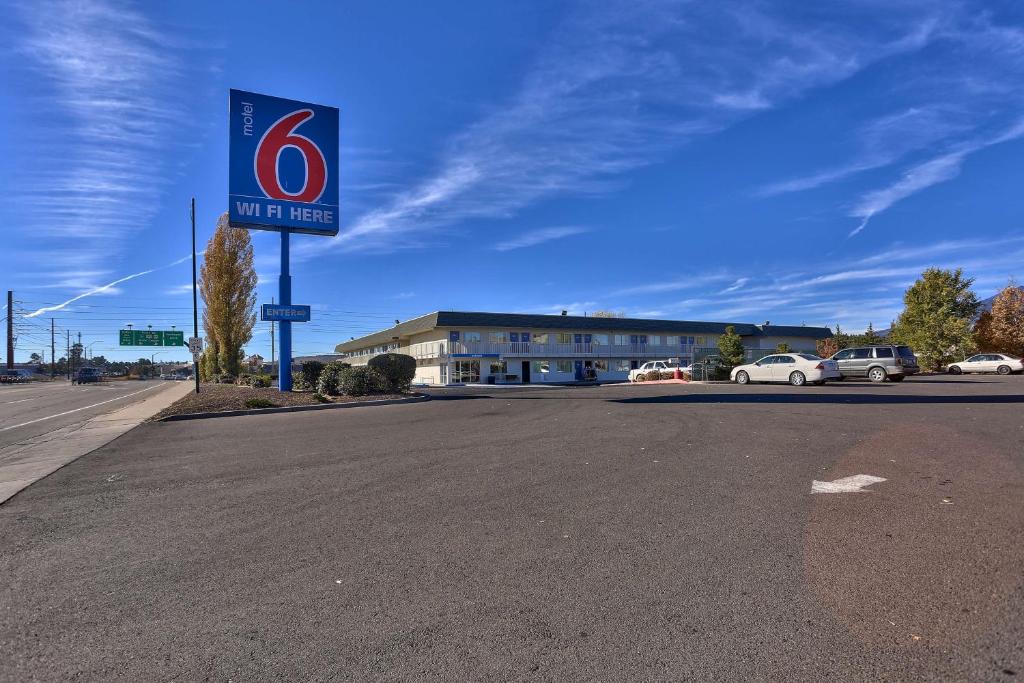 Fotografie z fotogalerie ubytování Motel 6-Flagstaff, AZ - Butler v destinaci Flagstaff