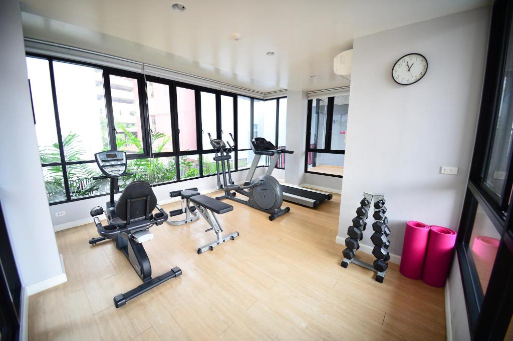 Fitness centrum a/nebo fitness zařízení v ubytování Praso@Ratchada12