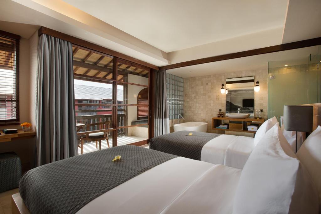 Amnaya Resort Kuta photo