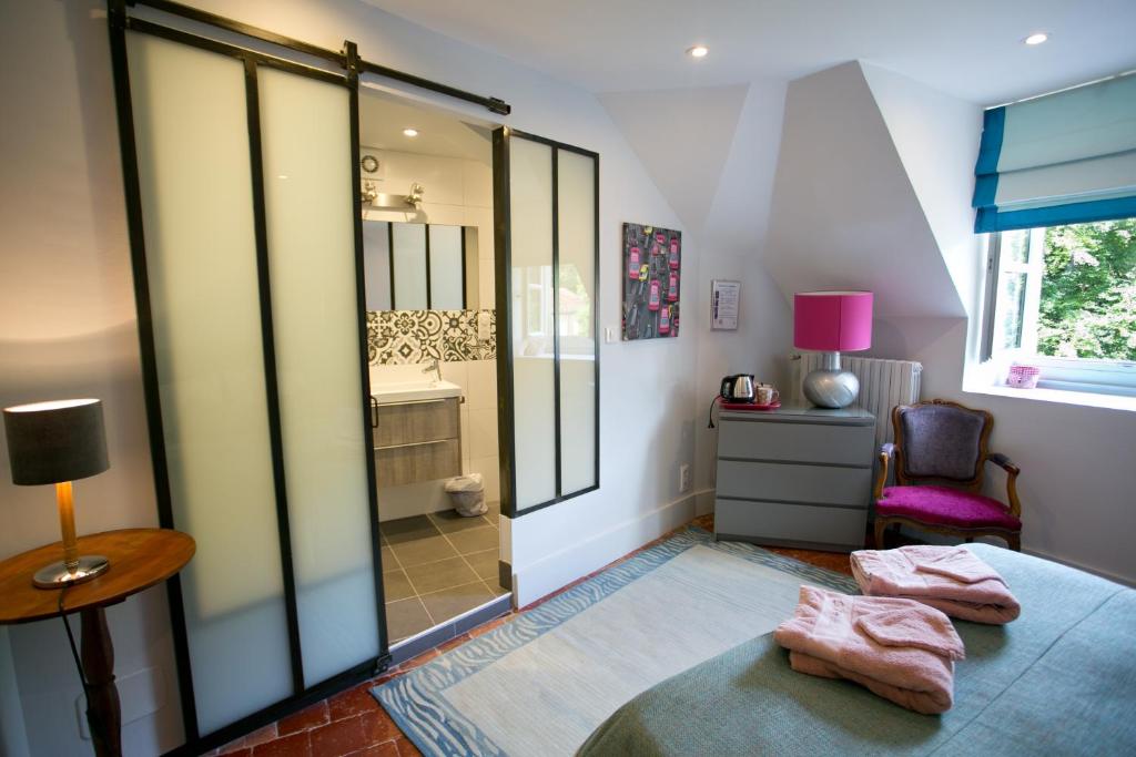 B&B Vassy Etaule - Standard Double Room - 2nd Floor
