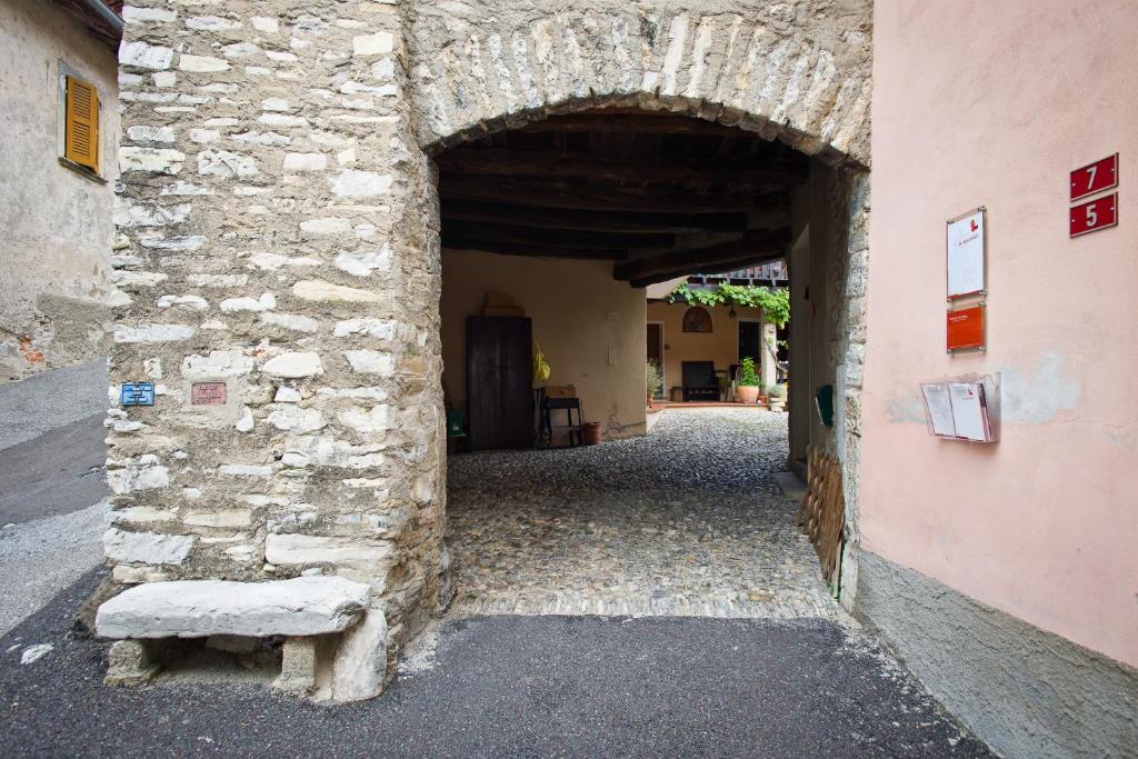Fotografie z fotogalerie ubytování Charming B&B and Osteria La Crisalide v destinaci Meride
