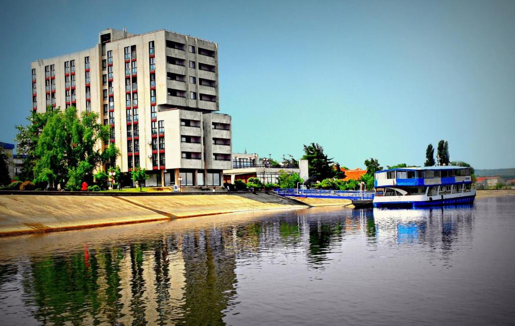 Fotografie z fotogalerie ubytování Hotel Djerdap v destinaci Kladovo