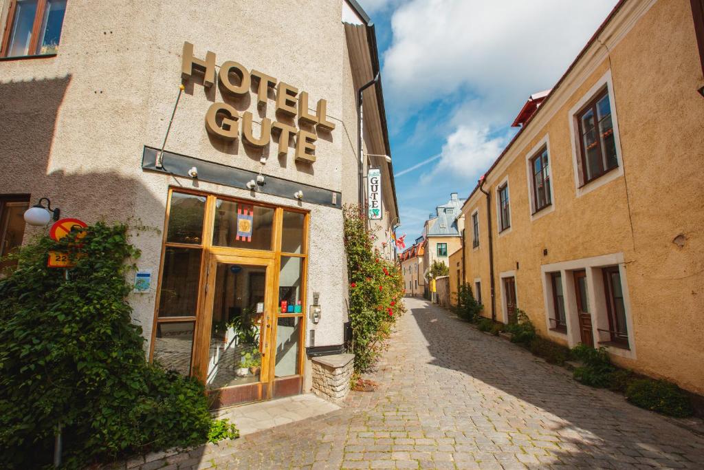 Budova, kde se hotel nachází