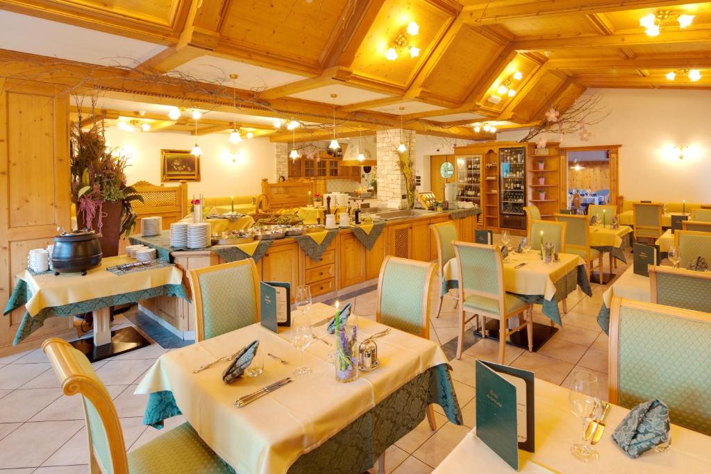 Restaurace v ubytování Hotel Antermoia