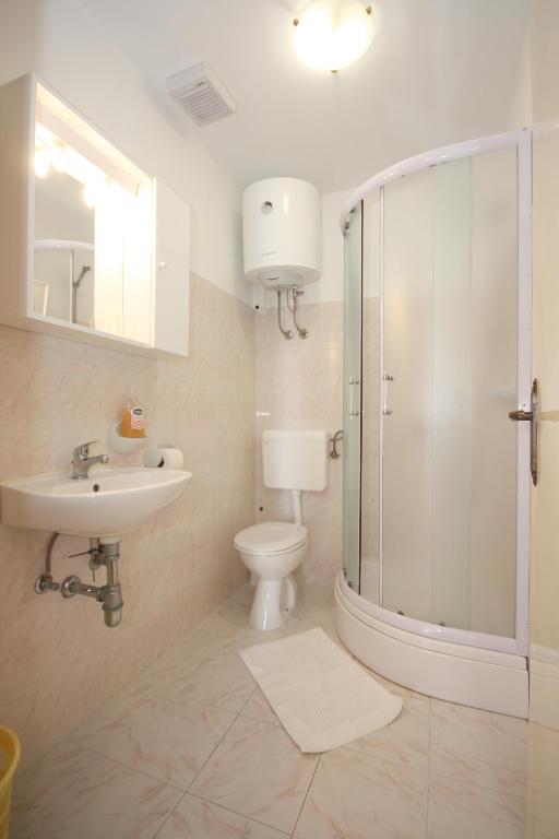 Kúpeľňa v ubytovaní Apartments Beslema