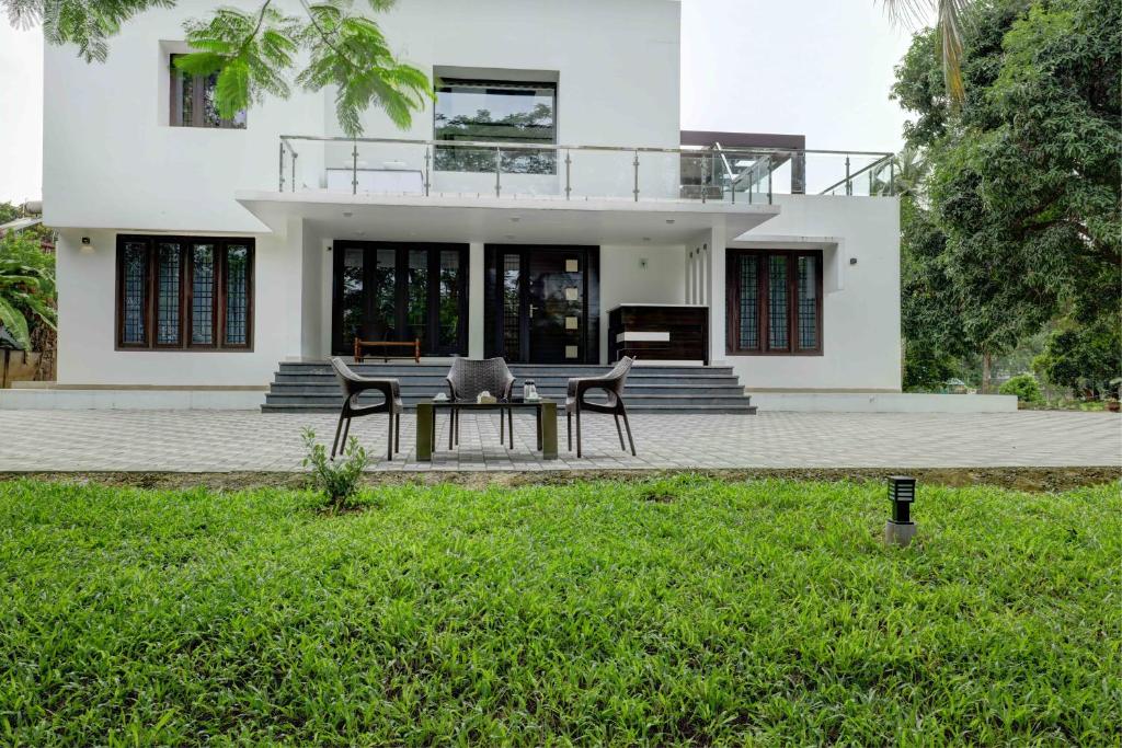 Zahrada ubytování Nadhiyoram River Retreat
