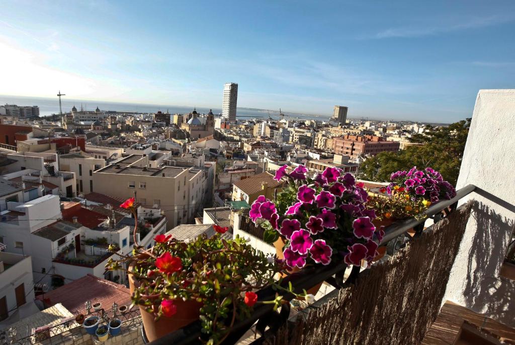 Výhľad na mesto Alicante alebo výhľad na mesto priamo z dovolenkového domu