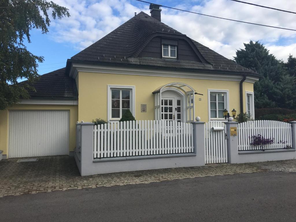 Haus in idyllischer Lage - Housity