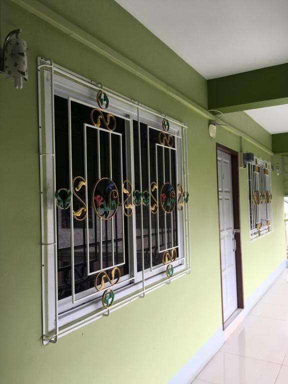 Subrangsee Apartment - Resim 31