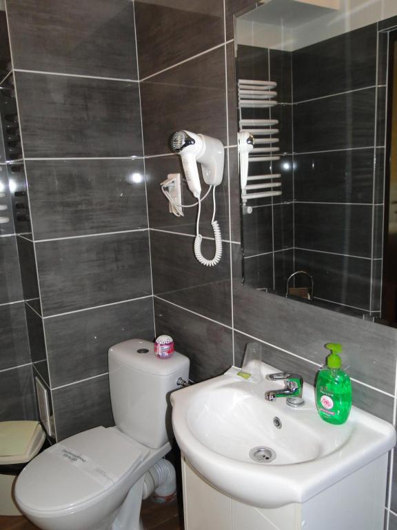 Łazienka w obiekcie Hotel Agat & SPA