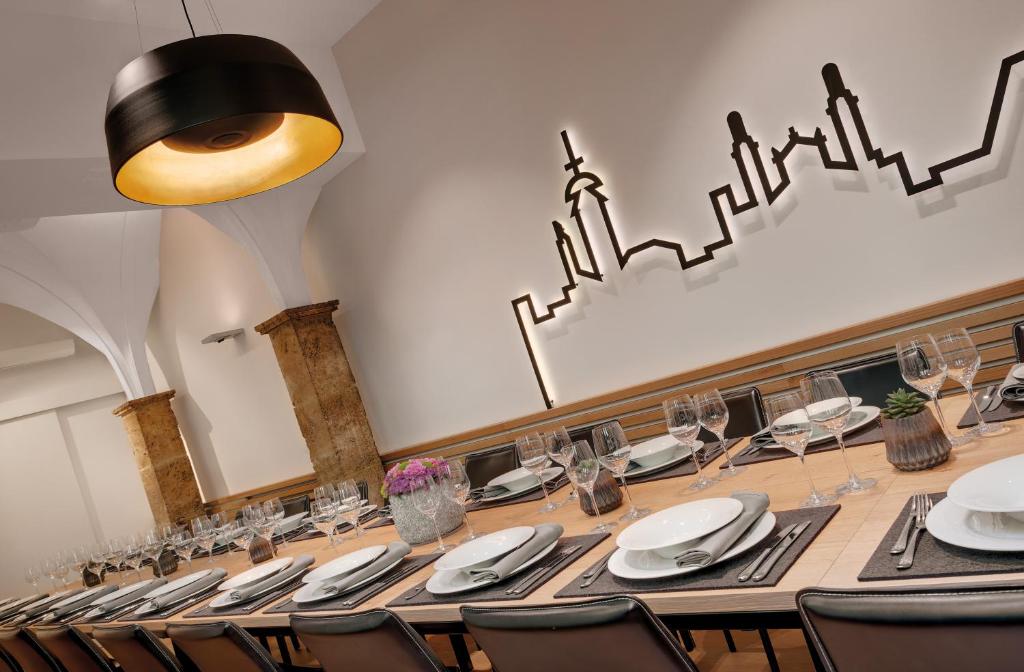 Fotografie z fotogalerie ubytování Alpen Hotel München v Mnichově