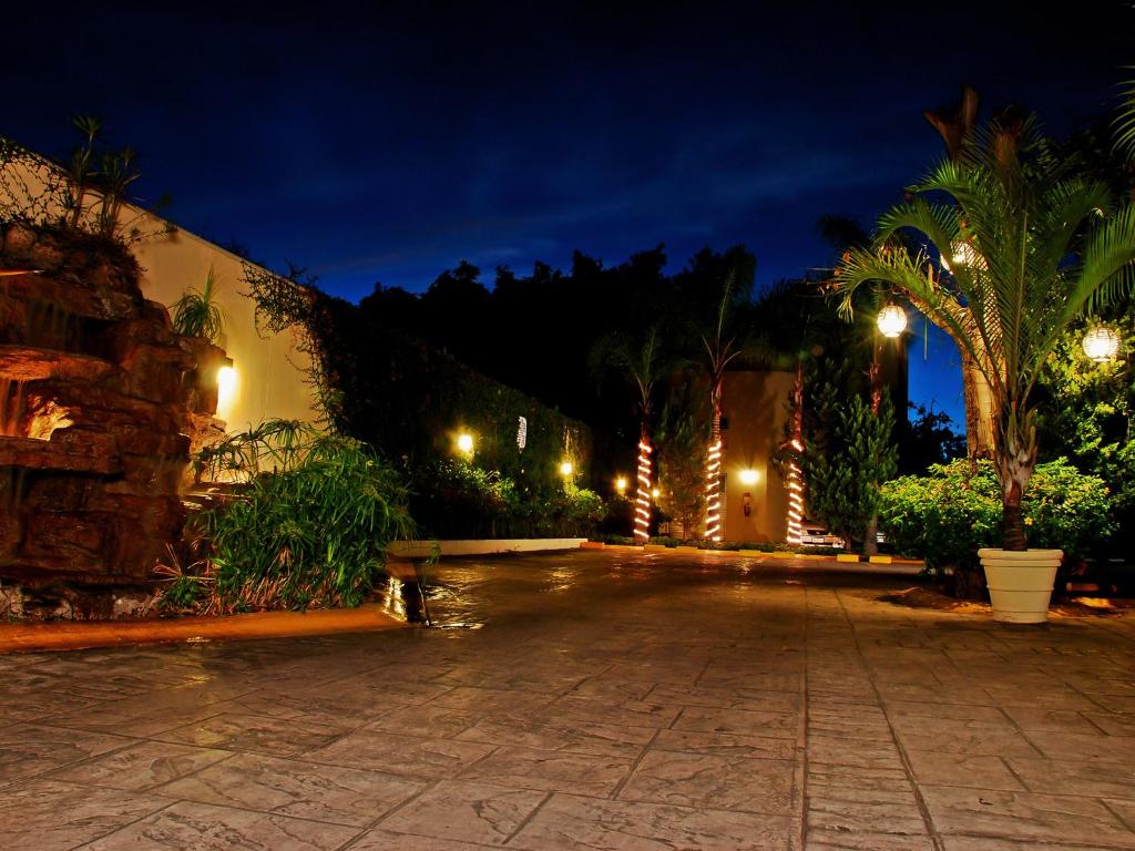 Zahrada ubytování Áurea Hotel and Suites