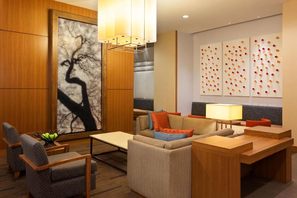 Hyatt Place Austin Downtown photo