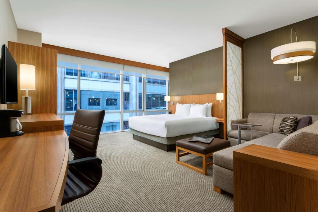 Hyatt Place Chicago/Downtown - The Loop photo