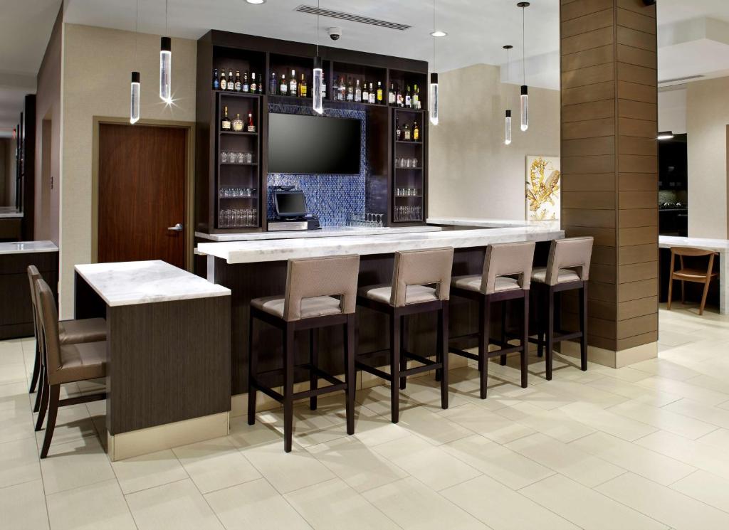 Hyatt House Pittsburgh Bloomfield Shadyside photo