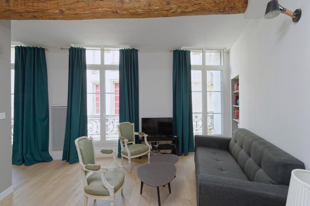 L'Argenterie, Apparts de charme, parking gratuit - 12