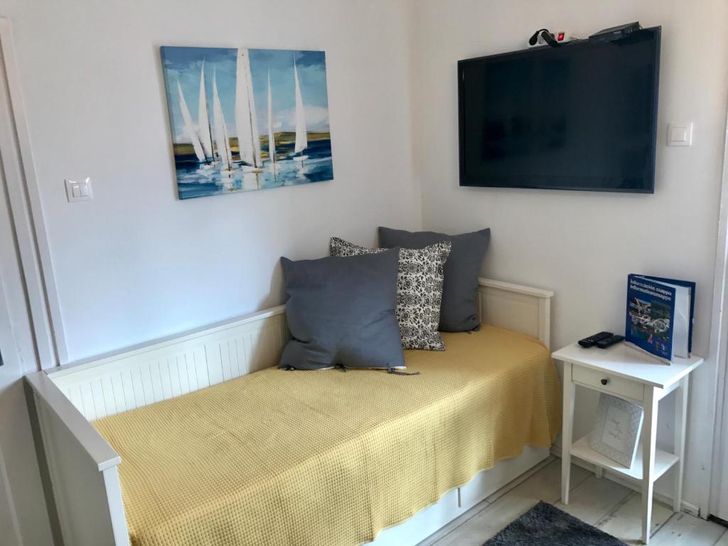Home Sweet Apartment - Two-Bedroom Apartment
