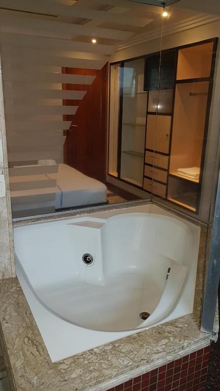  Platinum Hotel