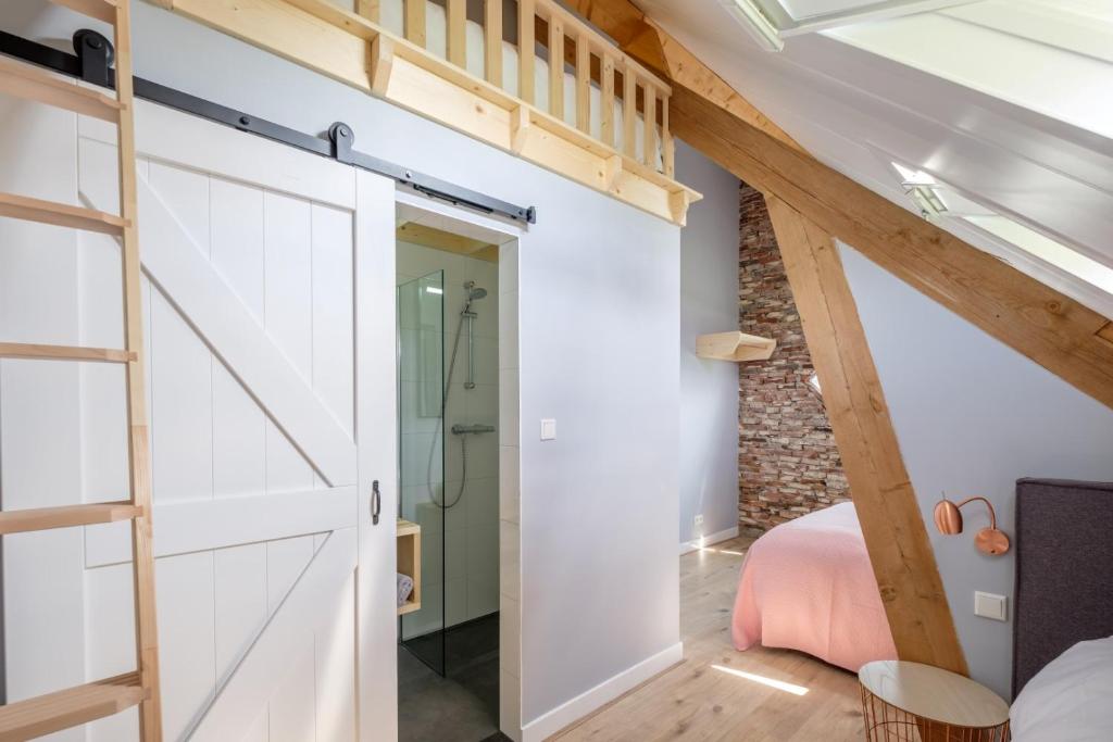 B&B Erve ten Dam - Family Room With Bathroom