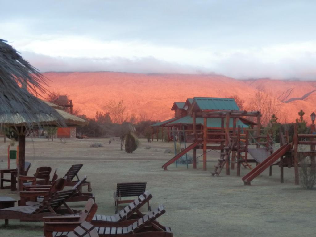 Las Cortaderas Cabañas de Tronco
