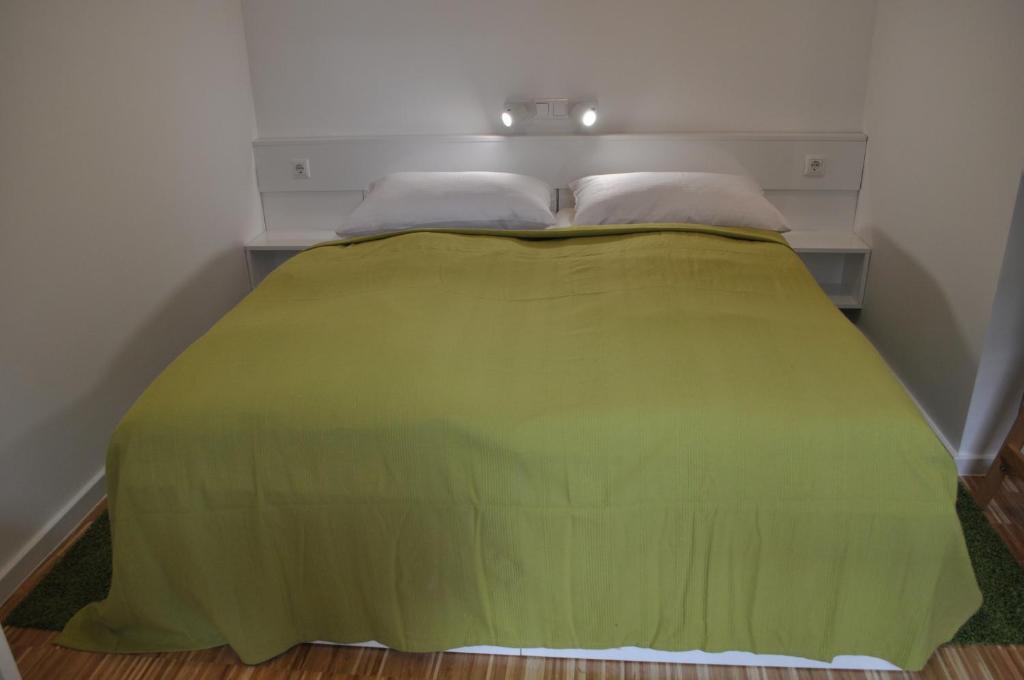 Posteľ alebo postele v izbe v ubytovaní Studio Apartments City&style