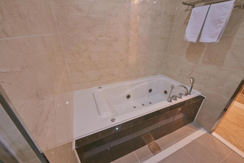 Koupelna v ubytování Dubai Hotel