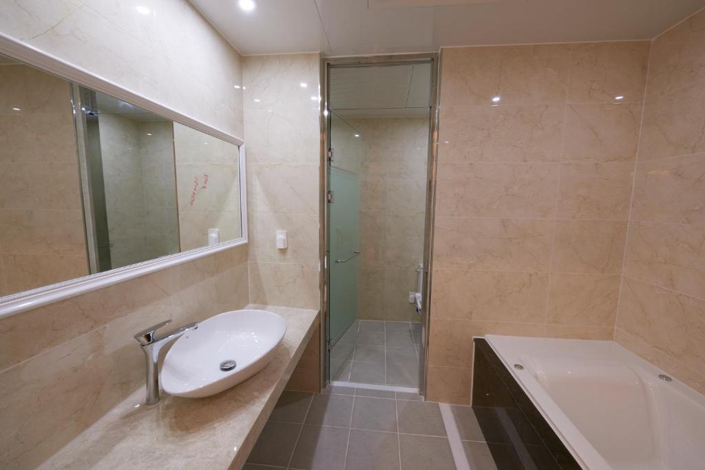 Koupelna v ubytování Dubai Hotel