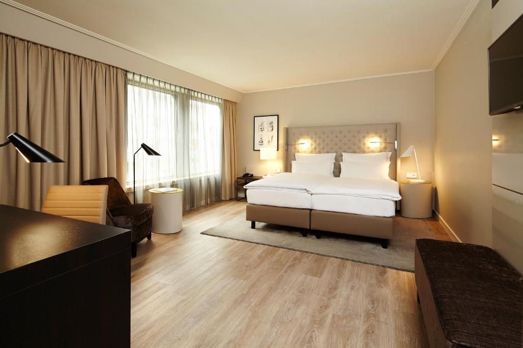 Clayton Hotel Düsseldorf City Centre - Superior Room
