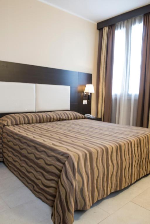 Hotel Corte Business - 舒适双人间