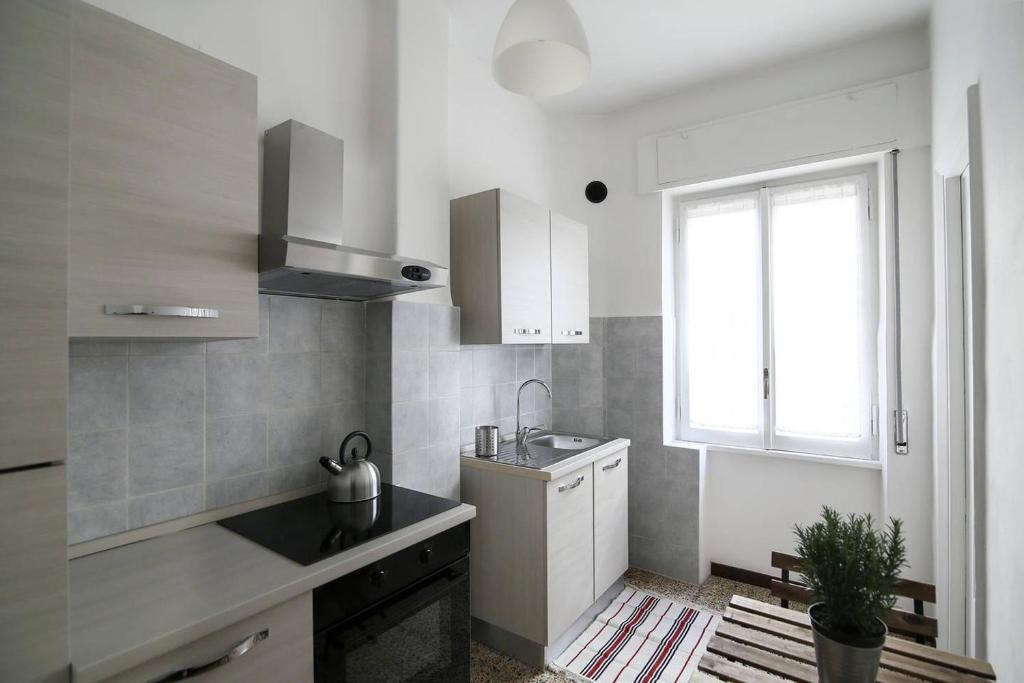 MC Guest House - Twin Room With Shared Bathroom