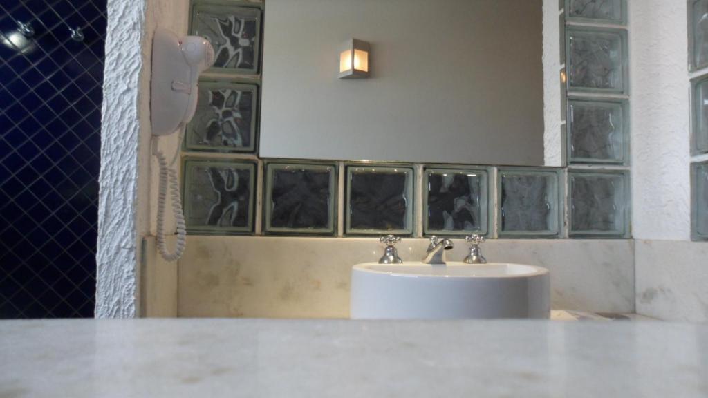  Platinum Hotel