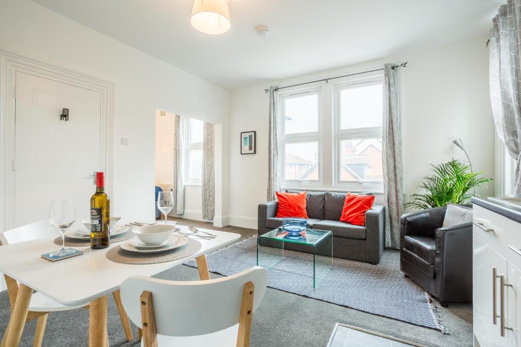 West Street Studios Southend On Sea Updated 2021 Prices West Street Studios Southend On Sea Updated 2021 Prices