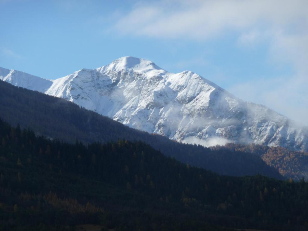 山景或在公寓看到的山景