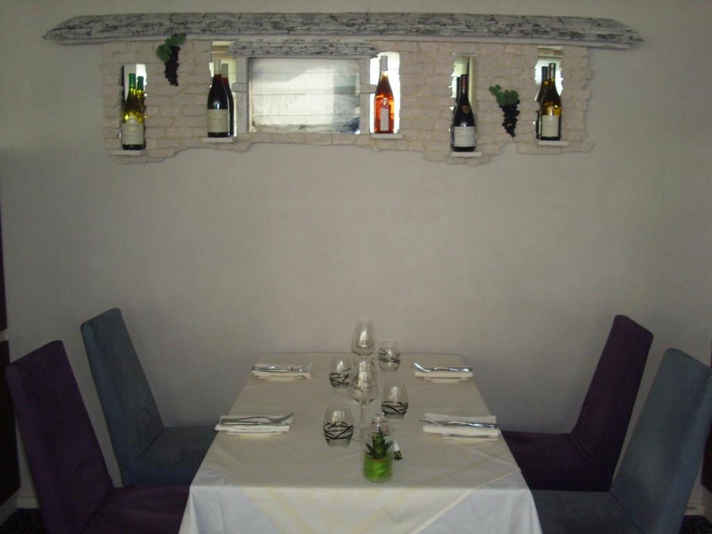 Hôtel Restaurant Du Parc de la Colombière - Resim 26