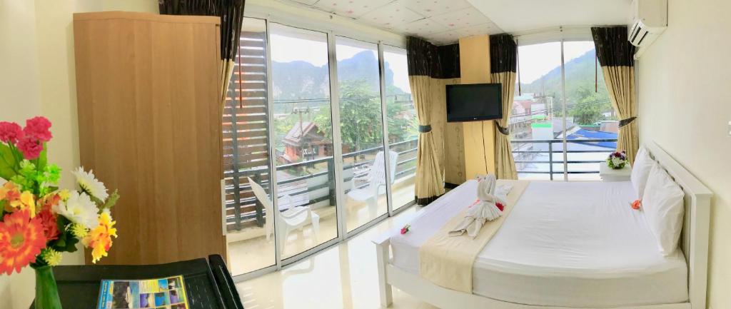 J Apartment - Resim 17