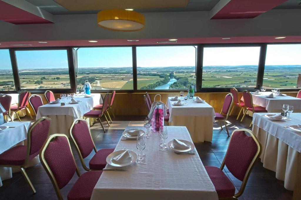 Restaurace v ubytování Hospedium Hotel Juan II
