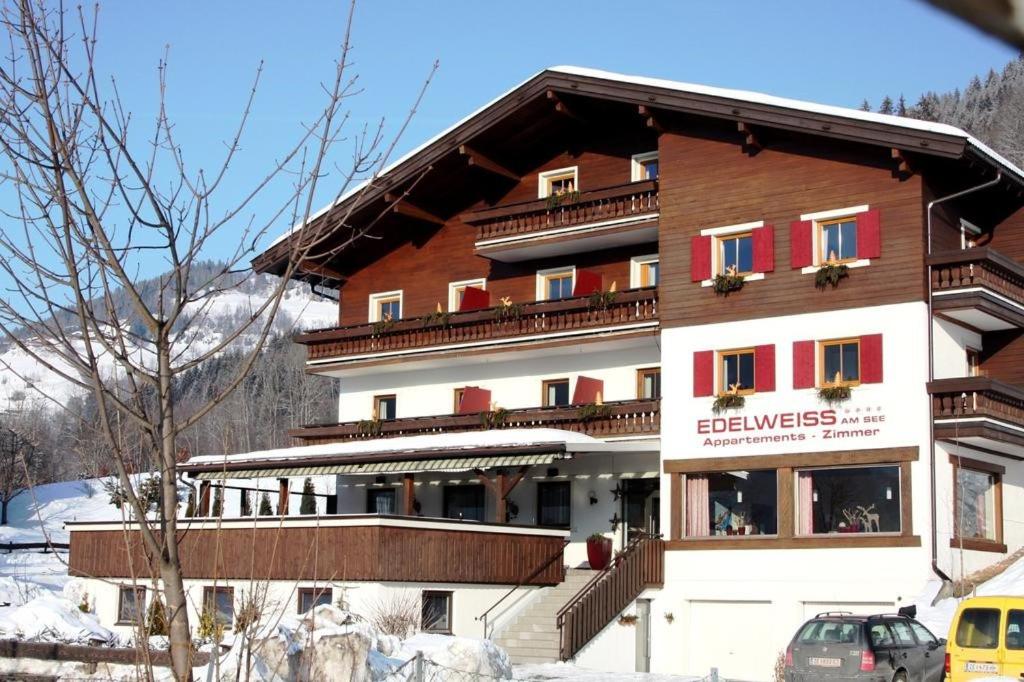 Zdjęcie z galerii obiektu Haus Edelweiss am See w mieście Zell am See