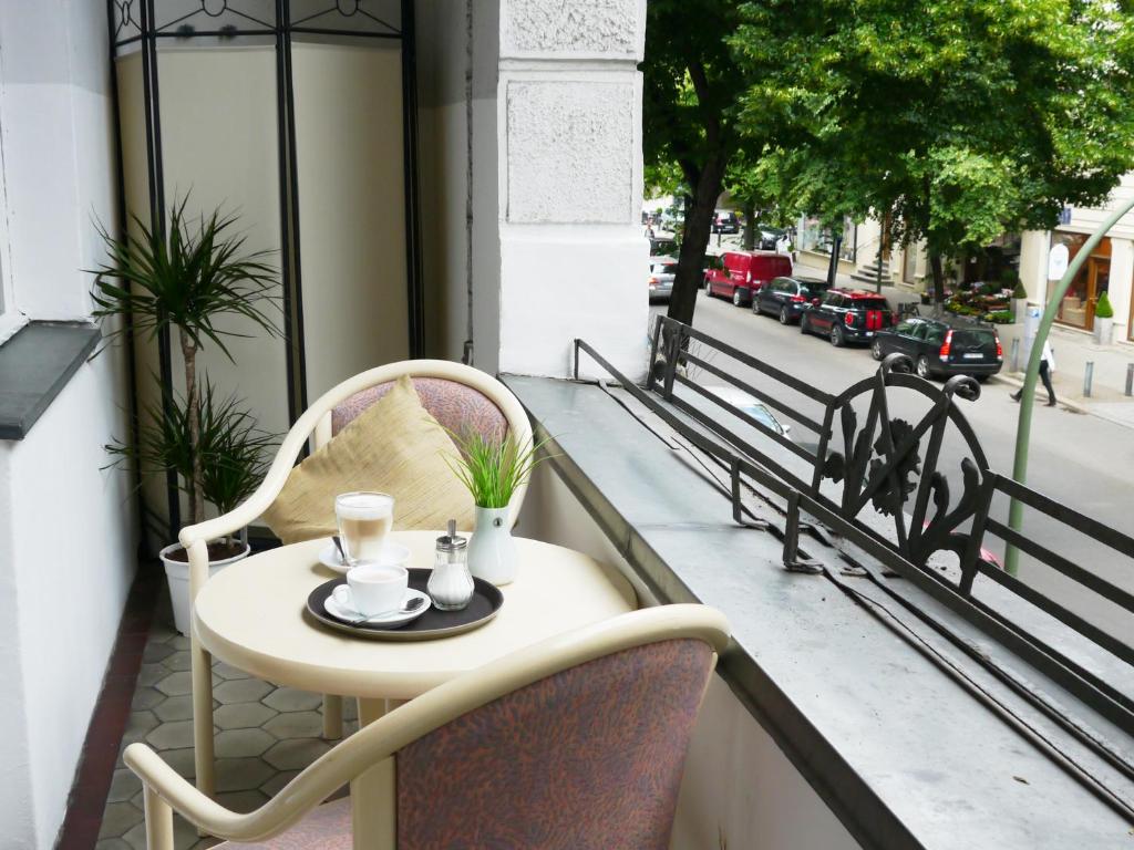 Hotel Astrid am Kurfürstendamm - Resim 30