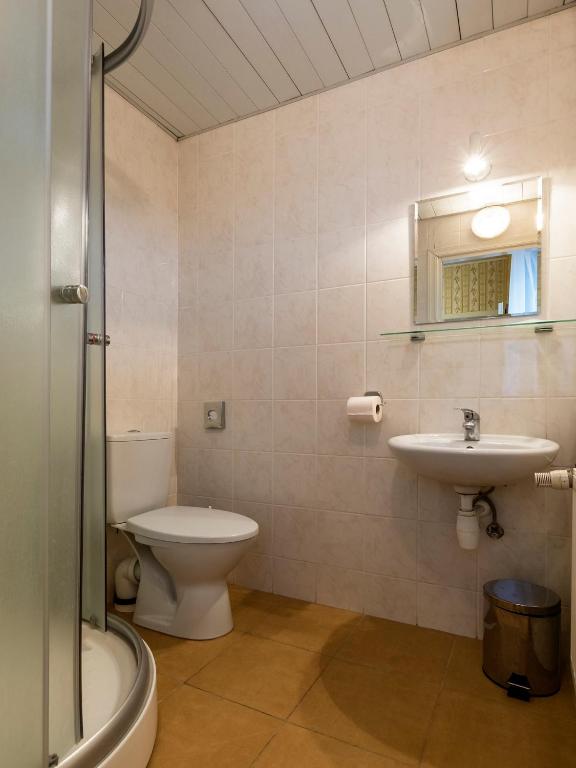Koupelna v ubytování Humala Guest House