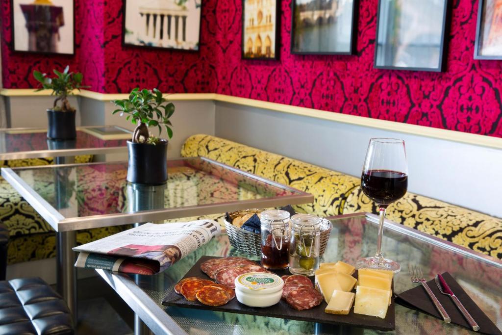 Hotel Design Sorbonne - Resim 30