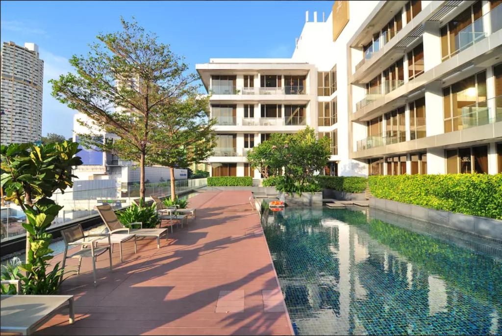 Two Bedroom In Chinatown Above Mrt Singapore Singapura Booking Com