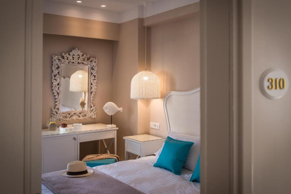 Mari Kristin Beach Hotel - 13